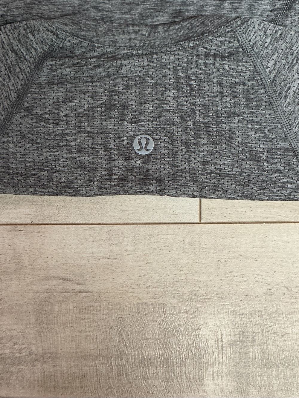 lululemon - Picture 2 of 2